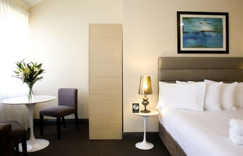 St Marks Lodge - Accommodation QLD 15