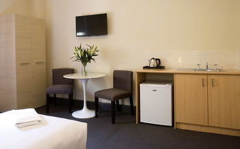 St Marks Lodge - Accommodation QLD 19