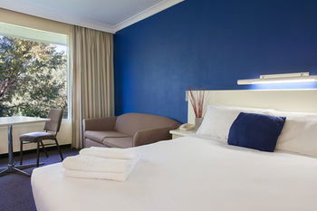 Ibis Styles Tamworth - Accommodation QLD 2