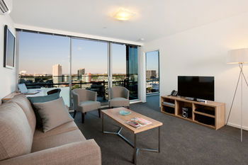 Melbourne Short Stay Apartments MP Deluxe - Accommodation QLD 10