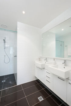 Melbourne Short Stay Apartments MP Deluxe - Accommodation QLD 20
