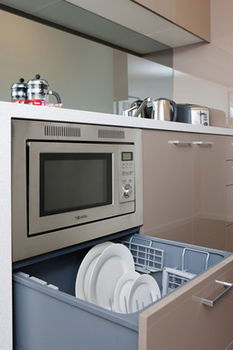 Melbourne Short Stay Apartments MP Deluxe - Accommodation QLD 23