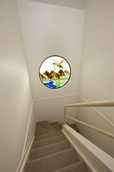 Montville Attic - Accommodation QLD 7
