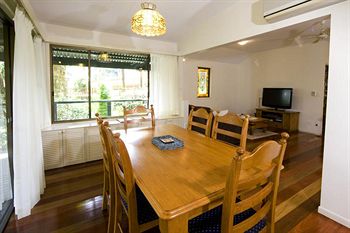 Montville Attic - Accommodation QLD 16