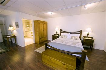 Montville Attic - Accommodation QLD 20