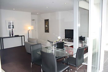 Wyndel Apartments - Abode - Accommodation QLD 11