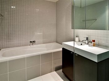 Wyndel Apartments - Abode - Accommodation QLD 1