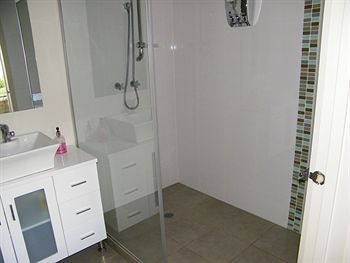 De'Vine Escape - Accommodation QLD 0
