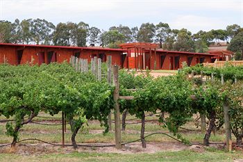 De'Vine Escape - Accommodation QLD 4