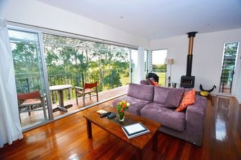 House Of Laurels - Accommodation QLD 59
