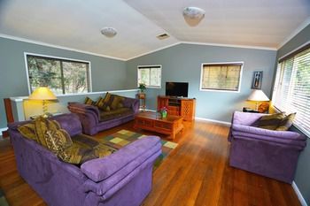 House Of Laurels - Accommodation QLD 60