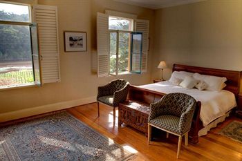 Tizzana Winery Bed & Breakfast - Accommodation QLD 12