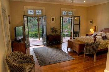 Tizzana Winery Bed & Breakfast - Accommodation QLD 13