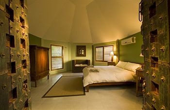 Glass House Mountains Ecolodge - Accommodation QLD 22
