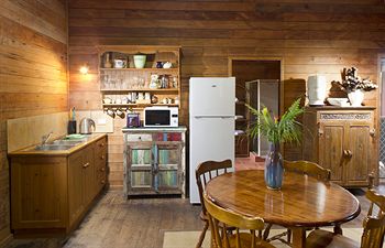 Glass House Mountains Ecolodge - Accommodation QLD 27