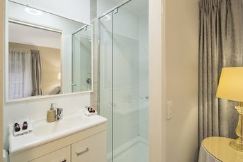 Eden Lodge - Accommodation QLD 5