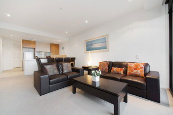 Docklands Private Collection Of Apartments - NewQuay - Accommodation QLD 15