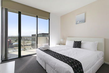 Docklands Private Collection Of Apartments - NewQuay - Accommodation QLD 20