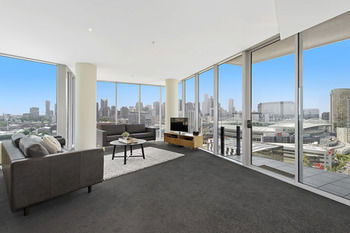 Docklands Private Collection Of Apartments - NewQuay - Accommodation QLD 43