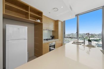 Docklands Private Collection Of Apartments - NewQuay - Accommodation QLD 46