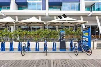 Docklands Private Collection Of Apartments - NewQuay - Accommodation QLD 47