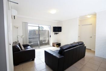 Bluegum Apartments - Accommodation QLD 17