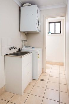 Bluegum Apartments - Accommodation QLD 19