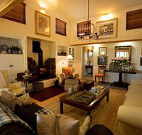 Arabella Guesthouse - Accommodation QLD