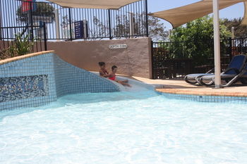 Mylos Apartments - Accommodation QLD 3