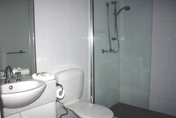 Mylos Apartments - Accommodation QLD 5