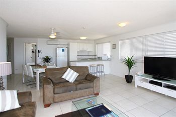 The Waterview - Accommodation QLD 13