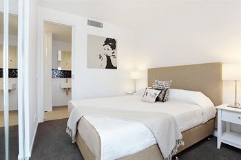 ALT Tower Serviced Apartments - Accommodation QLD 1