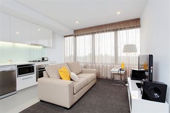 ALT Tower Serviced Apartments - Accommodation QLD 10