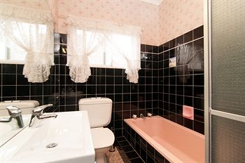 North Ryde Guest House - Accommodation QLD 7