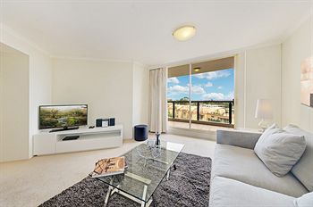 Wyndel Apartments - Shoremark - Accommodation QLD 0
