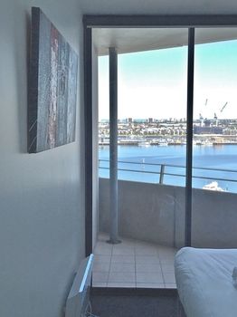 Apartments Melbourne Domain - Docklands - Accommodation QLD 7