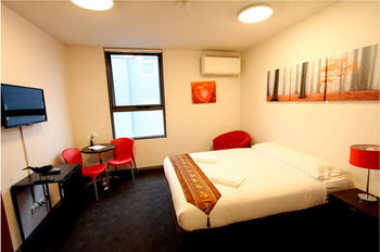 Alston Apartments Hotel - Accommodation QLD 10