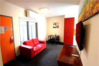 Alston Apartments Hotel - Accommodation QLD 19