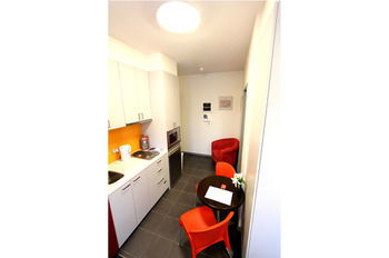 Alston Apartments Hotel - Accommodation QLD 22