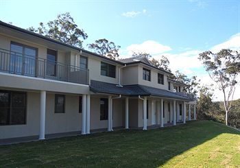 Riverside Oaks Golf Resort - Accommodation QLD 4