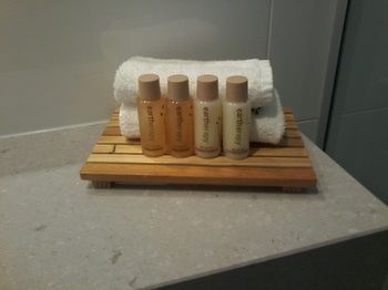 Dingley International Hotel - Accommodation QLD 10