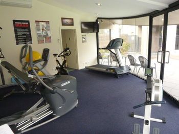 Dingley International Hotel - Accommodation QLD 13