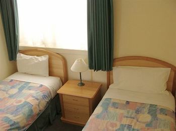 Darling Apartments - Accommodation QLD 10