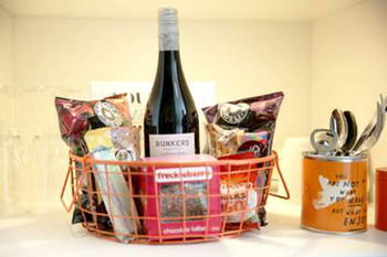 Art Series - The Larwill Studio - Accommodation QLD 11