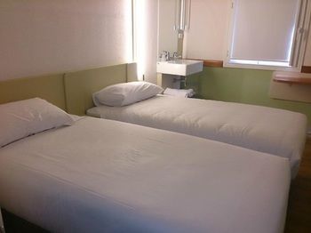 Ibis Budget Fawkner - Accommodation QLD 1