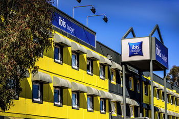 Ibis Budget Fawkner - Accommodation QLD 22