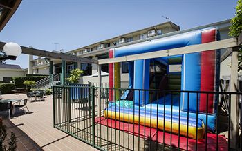 Pritchards Hotel - Accommodation QLD 5