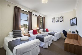 Pritchards Hotel - Accommodation QLD 8