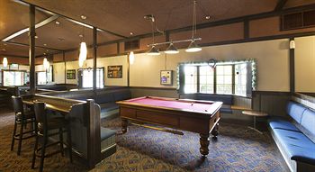 Parkway Hotel - Accommodation QLD 5