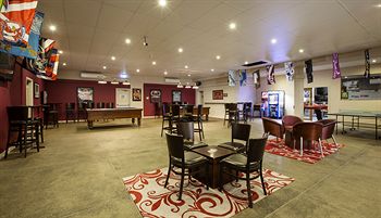 Parkway Hotel - Accommodation QLD 10